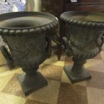 703 8039 GARDEN URNS